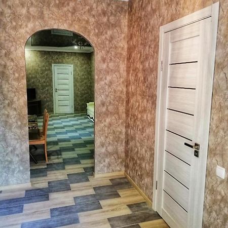 Посуточная Аренда В Центре Кропивницкого Lejlighed Kropyvnytskyj Eksteriør billede