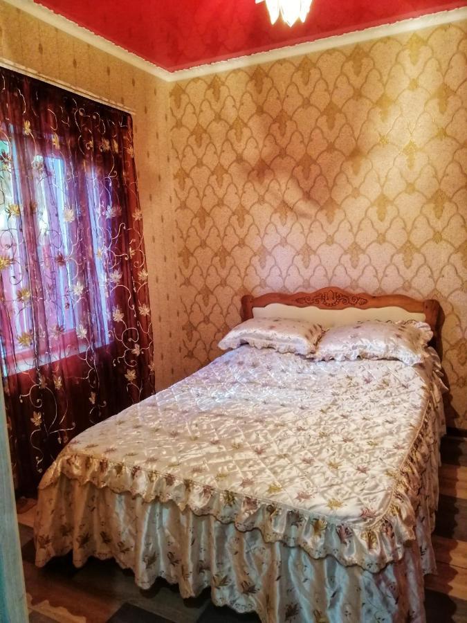 Посуточная Аренда В Центре Кропивницкого Lejlighed Kropyvnytskyj Eksteriør billede